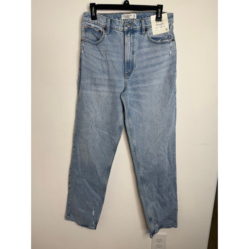 Abercrombie & Fitch Ultra High Rise 90s straight Jean NWT 10R